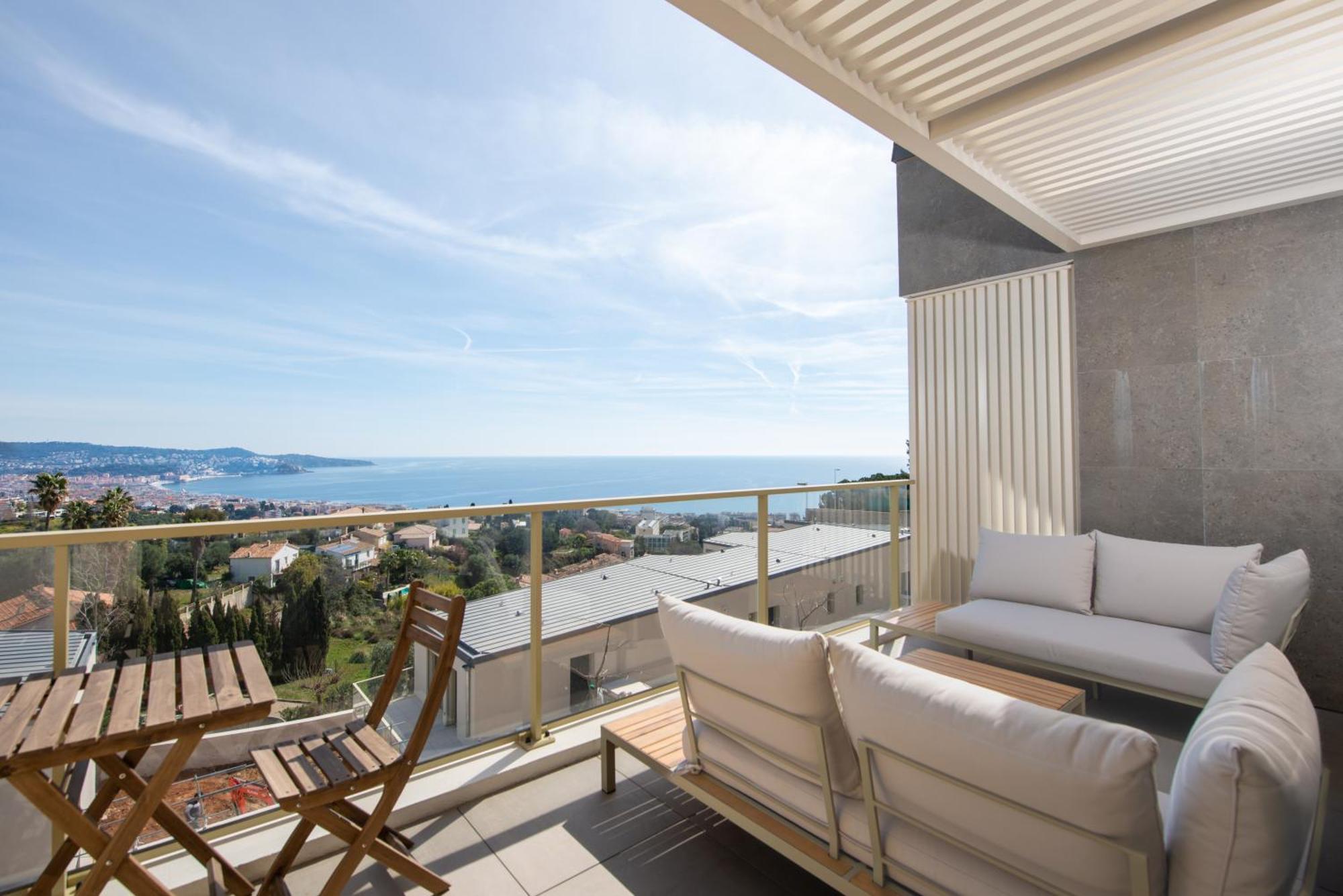 Blue Pearl Vue Mer Nice Bagian luar foto
