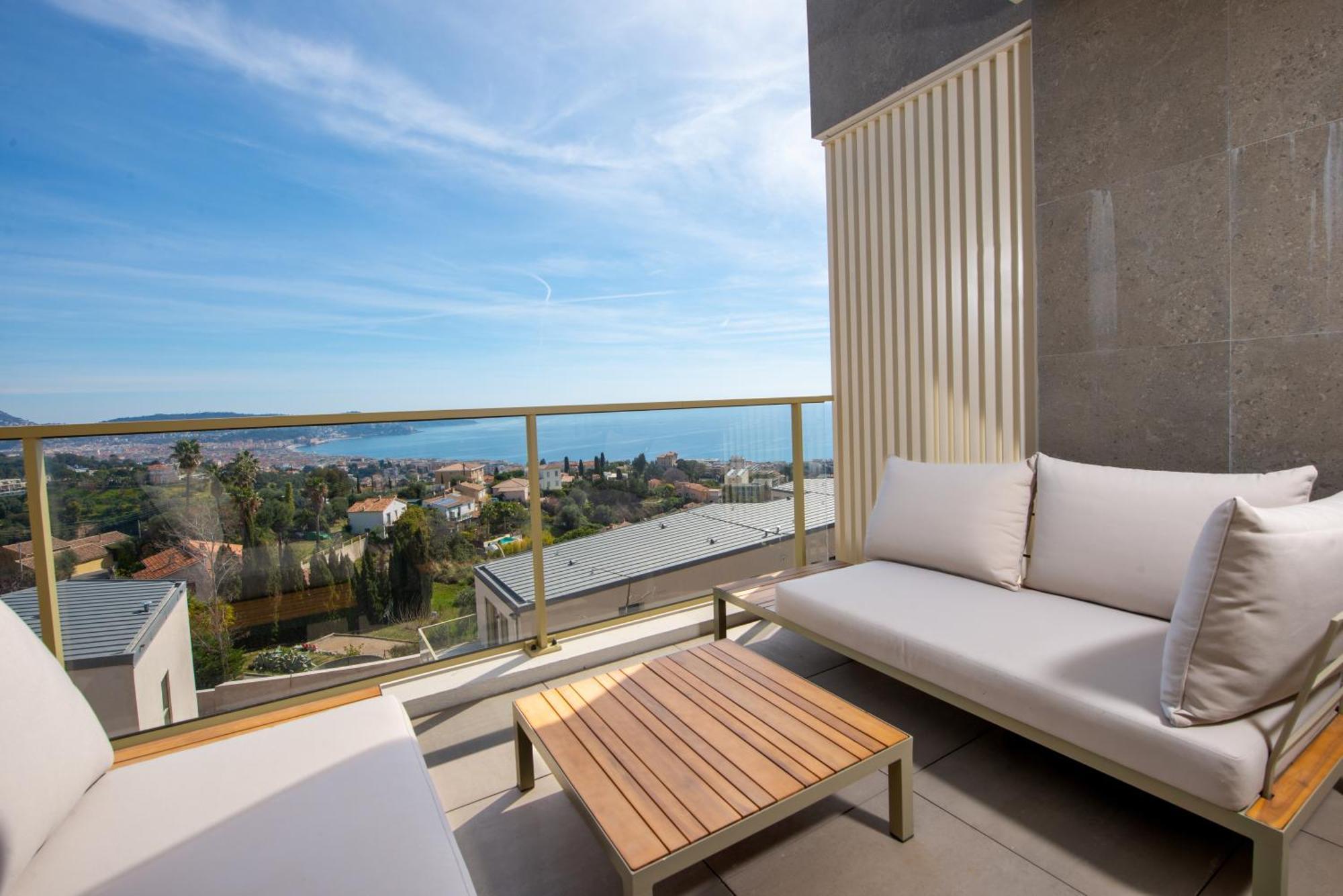 Blue Pearl Vue Mer Nice Bagian luar foto