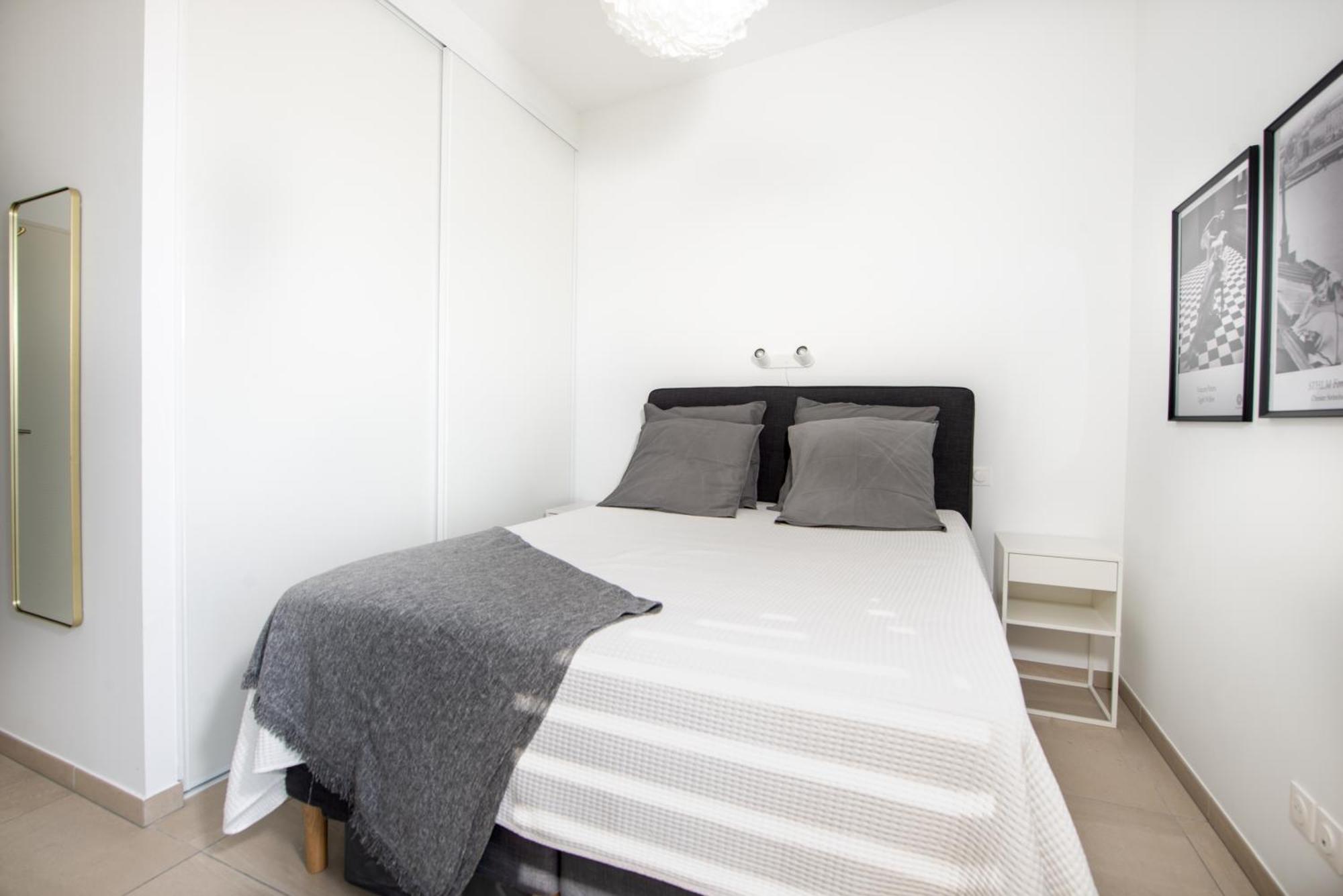 Blue Pearl Vue Mer Nice Bagian luar foto